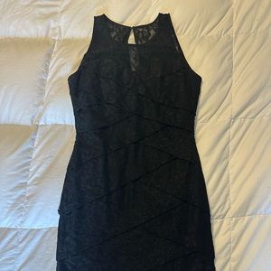 White House black market sleeveless Sheath dress